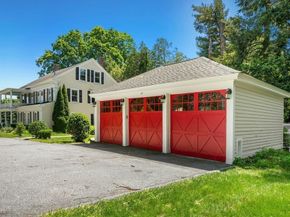 36 South St, Grafton MA 01519