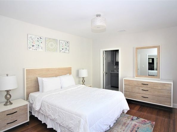 318 Concord Ave 1, Cambridge MA 02138