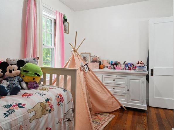 139 Washington St, Hudson MA 01749