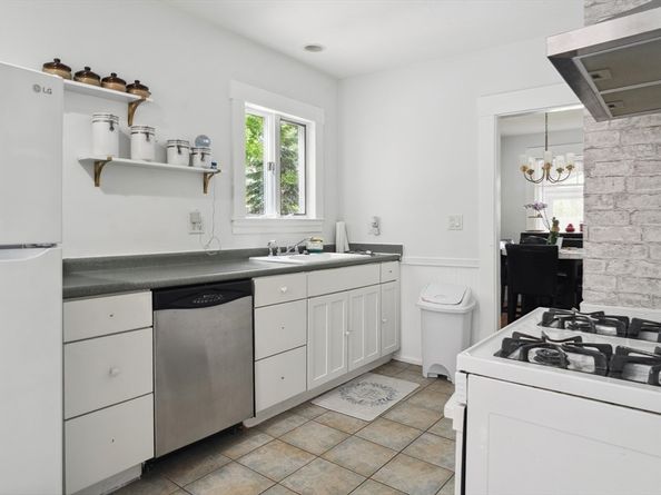 139 Washington St, Hudson MA 01749