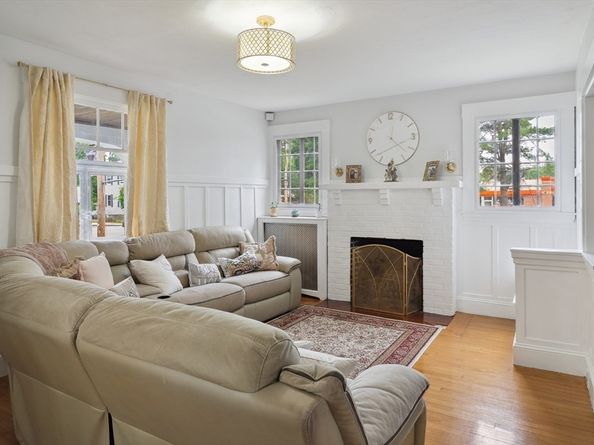 139 Washington St, Hudson MA 01749