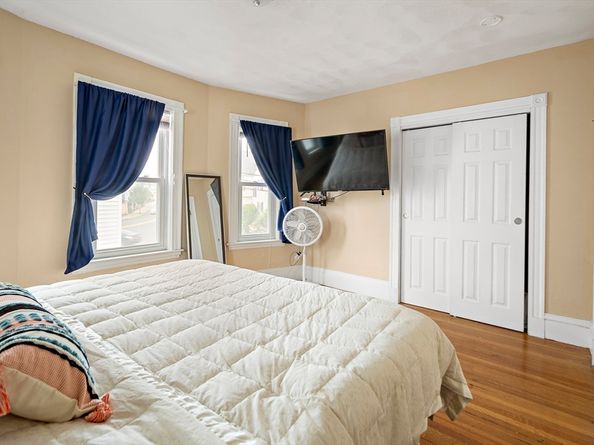 1 Elwood St, Everett MA 02149