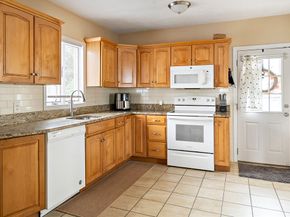 1 Elwood St, Everett MA 02149