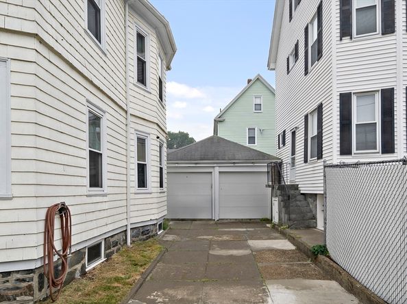 1 Elwood St, Everett MA 02149