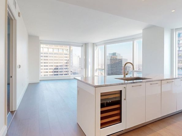 240 Devonshire Street 4012, Boston MA 02110