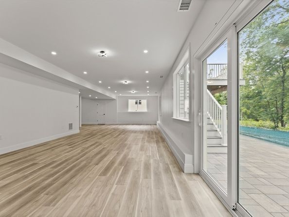 29 Overlook Ave, Burlington MA 01803