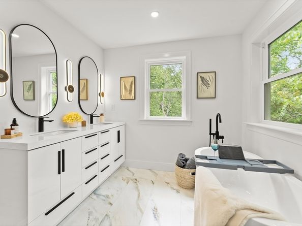 29 Overlook Ave, Burlington MA 01803