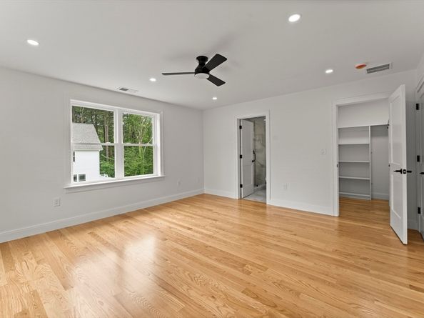 29 Overlook Ave, Burlington MA 01803