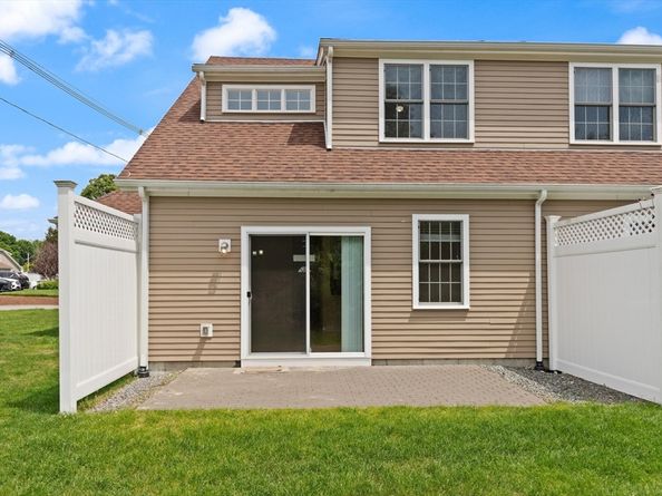 70 Endicott 1406, Norwood MA 02062