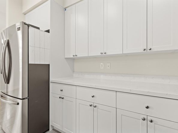70 Endicott 1406, Norwood MA 02062