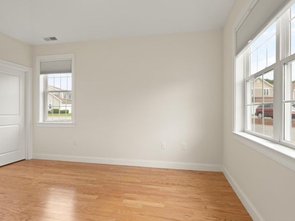 70 Endicott 1406, Norwood MA 02062