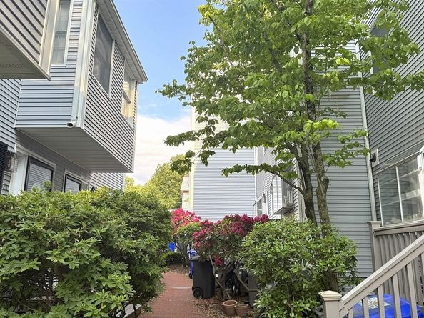 59-R Union St 59R, Boston MA 02135