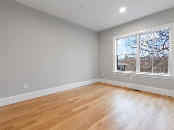 30 Dighton St, Boston MA 02135