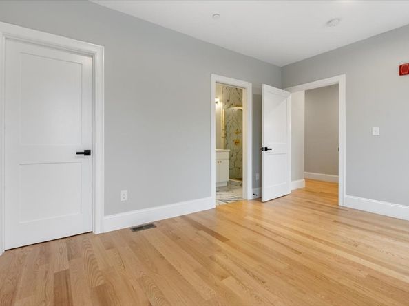 30 Dighton St, Boston MA 02135