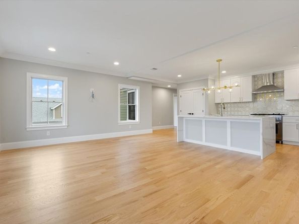 30 Dighton St, Boston MA 02135
