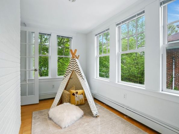 11 Longfellow Rd, Cambridge MA 02138