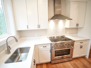 140 Tispaquin St, Middleboro MA 02346