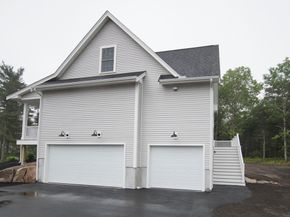 140 Tispaquin St, Middleboro MA 02346