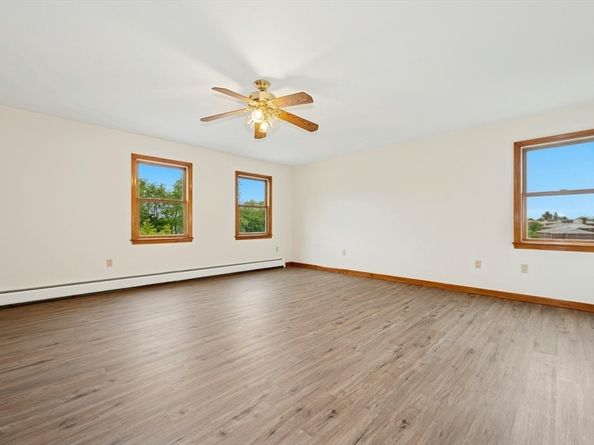 45 Dillon St, Worcester MA 01604