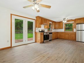 45 Dillon St, Worcester MA 01604