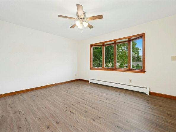 45 Dillon St, Worcester MA 01604