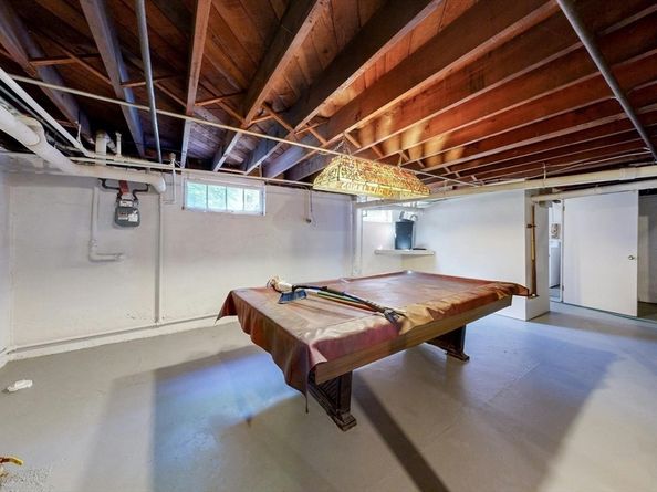 320 Quinobequin Rd, Newton MA 02468