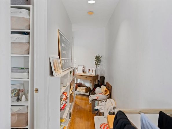 19 South St. 11, Boston MA 02135