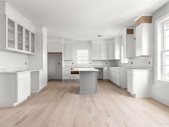 11 Washington St 12, Ipswich MA 01938