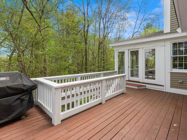 151 River Rd, West Newbury MA 01985
