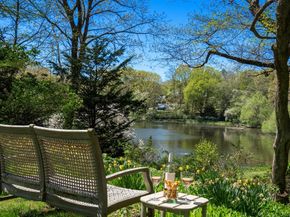 21 Sargent Crossway, Brookline MA 02445