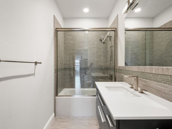28 Atlantic Ave 638, Boston MA 02110