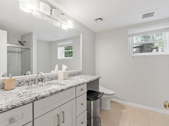31 Alford Cir, Concord MA 01742