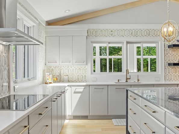31 Alford Cir, Concord MA 01742