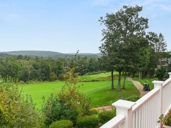 55 Maplecroft Lane, Ipswich MA 01938
