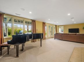 55 Maplecroft Lane, Ipswich MA 01938