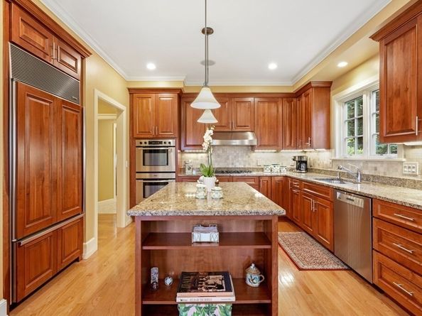 55 Maplecroft Lane, Ipswich MA 01938