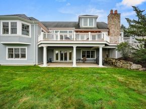 55 Maplecroft Lane, Ipswich MA 01938