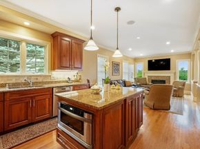 55 Maplecroft Lane, Ipswich MA 01938