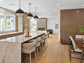 68 Mignon Rd, Newton MA 02465