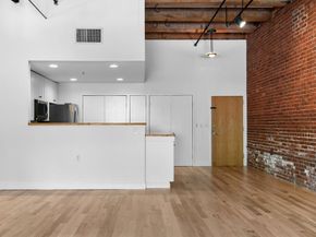 33 Sleeper St 104, Boston MA 02210