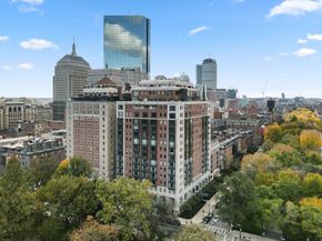 2 Commonwealth Ave 15D, Boston MA 02116
