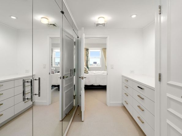 2 Commonwealth Ave 15D, Boston MA 02116