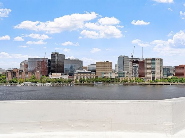 250 Beacon 1B, Boston MA 02116