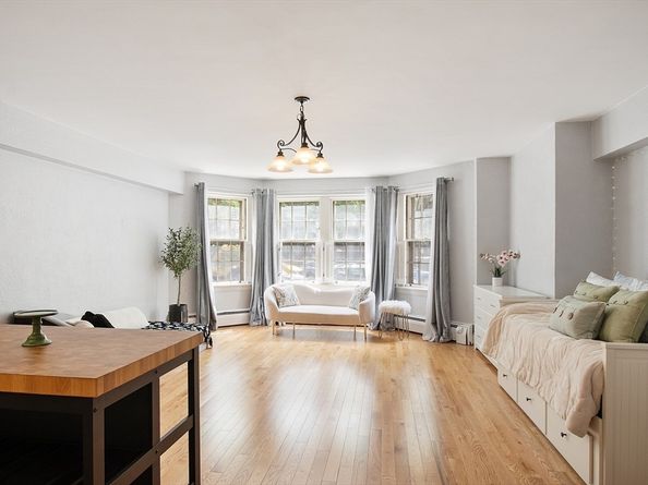 250 Beacon 1B, Boston MA 02116