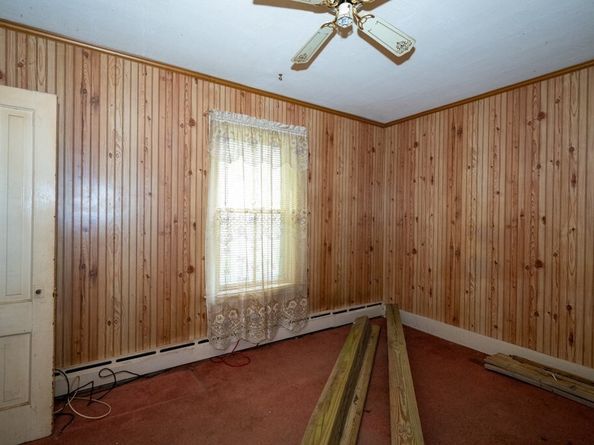 127 Cliff St, Southbridge MA 01550