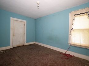 127 Cliff St, Southbridge MA 01550