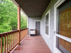 127 Cliff St, Southbridge MA 01550