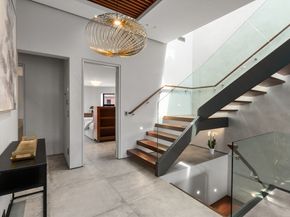 393 Marlborough St 8, Boston MA 02115