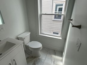 8 Brookside Ave 3, Boston MA 02130