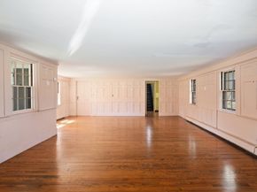 15-19 Strawberry Hill Street, Dover MA 02030